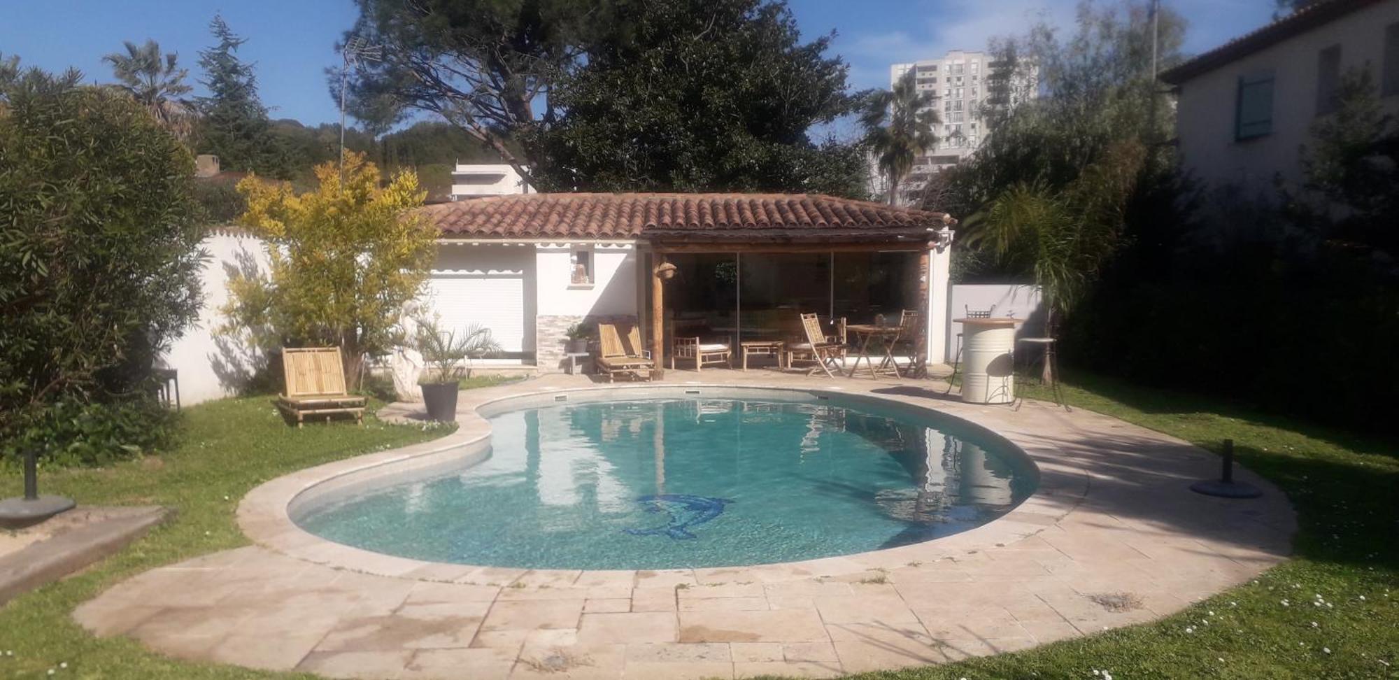 Logement Independant Au Calme Proche Toutes Commodites Et Transports Ле-Канне Екстер'єр фото